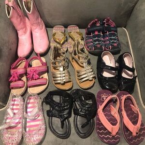 Size 7 girls shoes